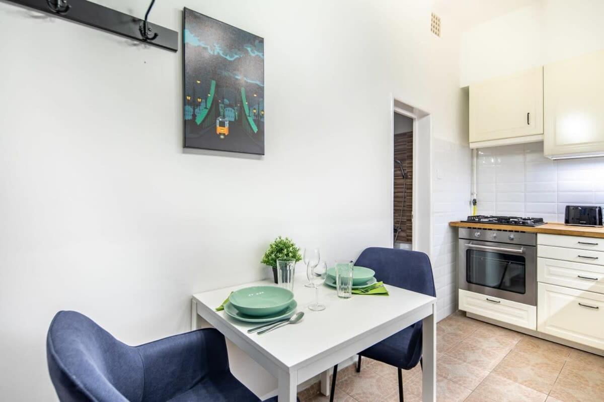 Convenient Apartment At Gastro Driven Location Budapest Eksteriør bilde