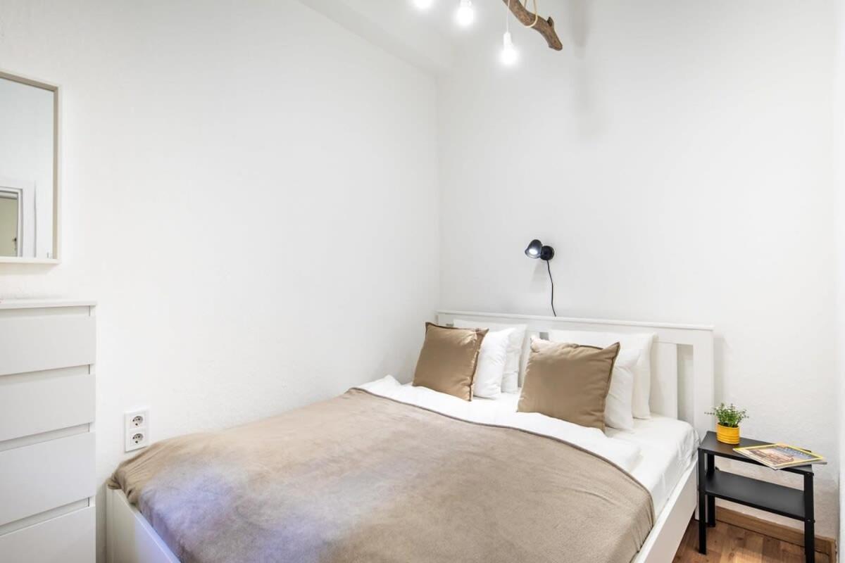 Convenient Apartment At Gastro Driven Location Budapest Eksteriør bilde