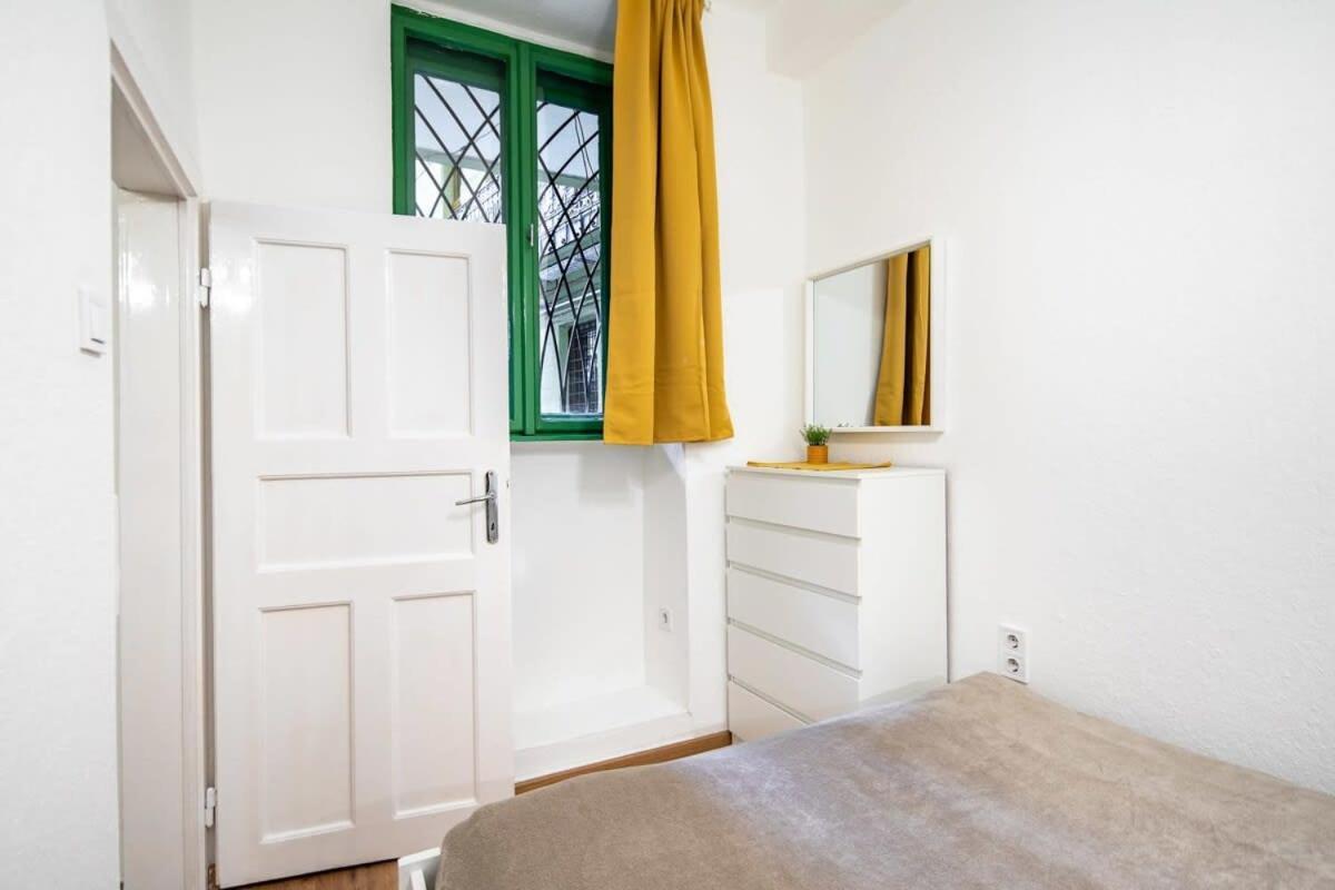 Convenient Apartment At Gastro Driven Location Budapest Eksteriør bilde